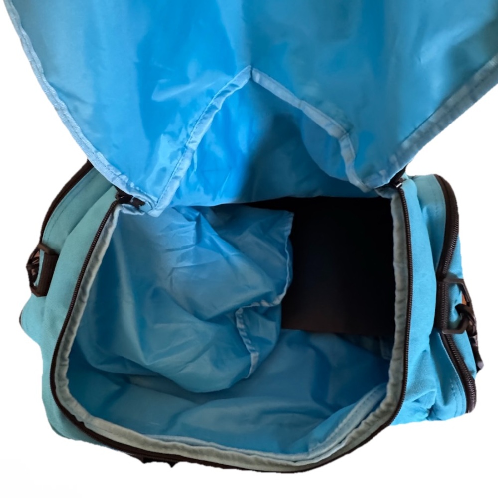 Blue Duffel Bag 19” x 11” Lightweight & Spacious Gently Used Travel/Gym Bag - Picture 9 of 11